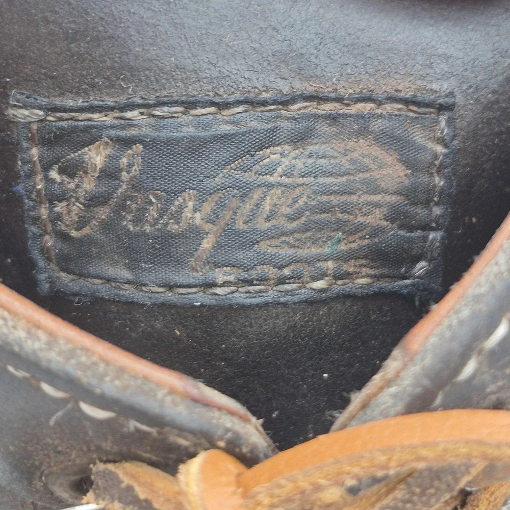 Vintage Vasque 7549 Boots Mens Size 9.5 Brown Leather Hiking Combat Trail Lined‎
